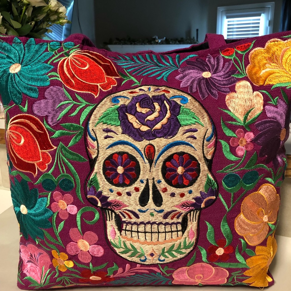 Day of the Day bag embroidered “NEW” - Picture 1 of 4